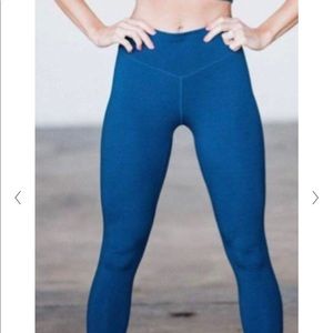 Balance athletica rain pant size S